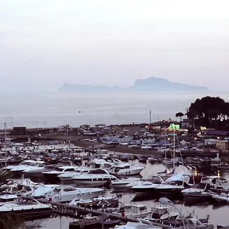 Del Mare Napoli