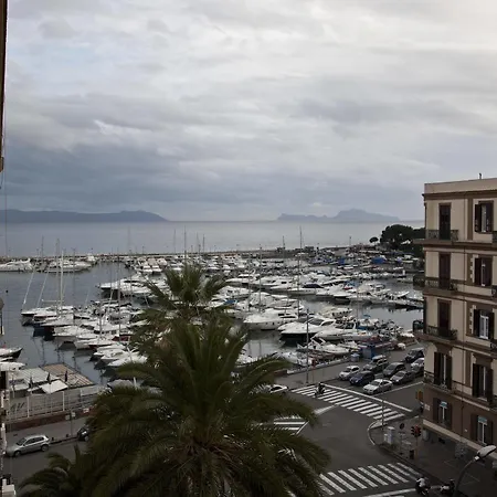 Del Mare Bed & Breakfast *